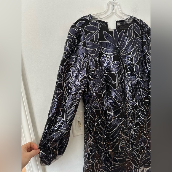 Milly
Scottie Floral Sequined Minidress dress size 10 - Picture 12 of 12